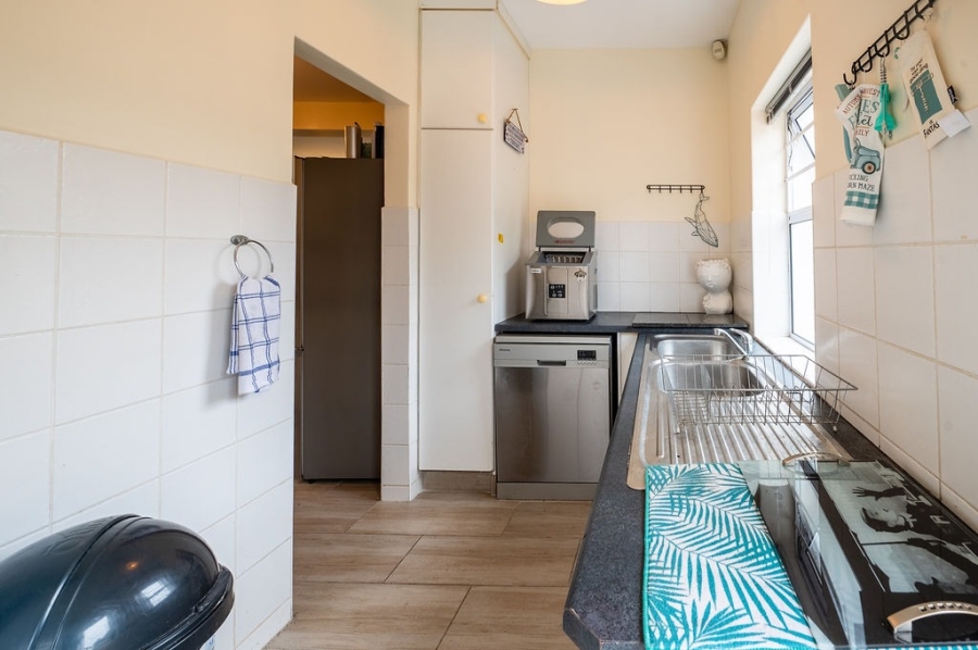 To Let 3 Bedroom Property for Rent in Costa Sarda Western Cape